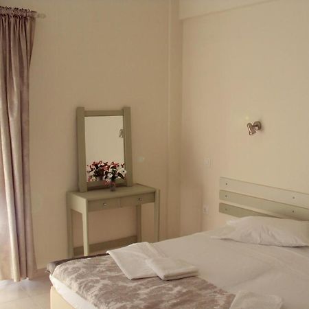 Yasemi Rooms Vasiliki  Room photo