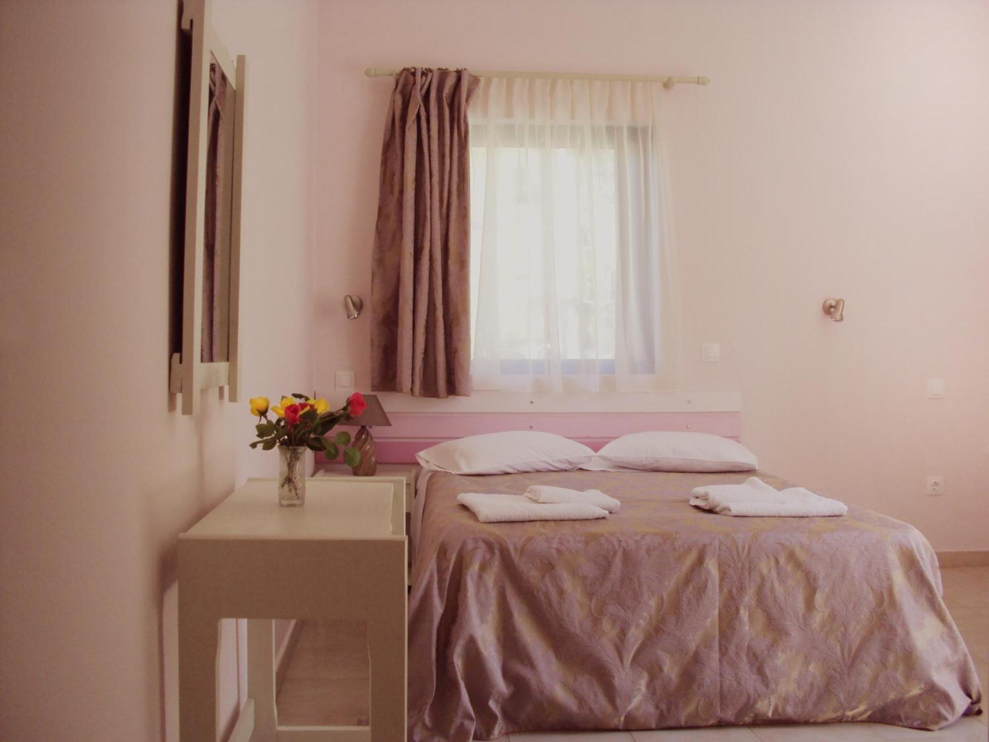 Yasemi Rooms Vasiliki  Exterior photo