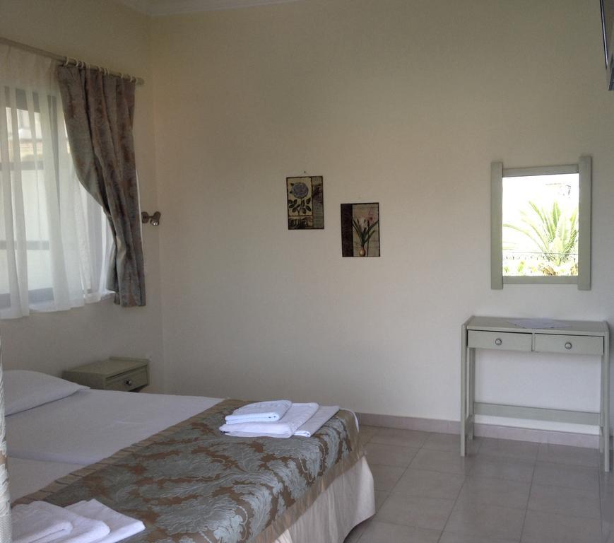 Yasemi Rooms Vasiliki  Exterior photo