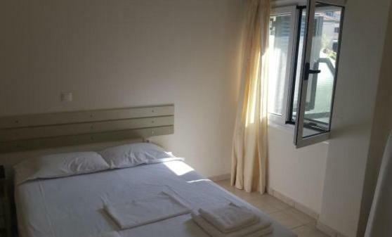 Yasemi Rooms Vasiliki  Exterior photo